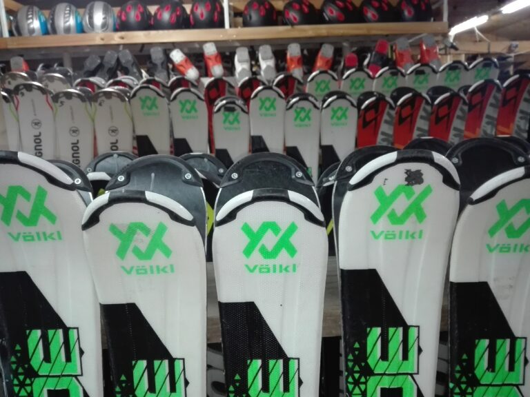 Wypożyczalnia i serwis skisurf Szelment